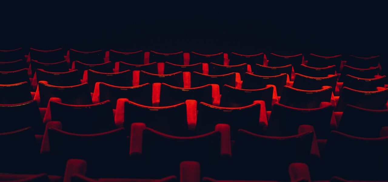 Cinco razones por las que ir al teatro